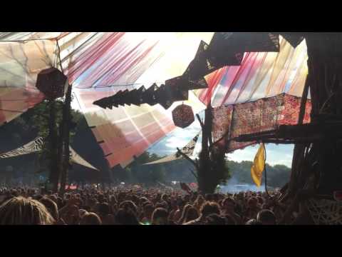 Shane Gobi @ Ozora festival 2016 Playing Vini vici We are the creators