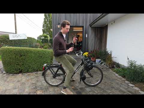 Hoe rij je op een Solex? Complete Handleiding voor Parkeren, Starten en Rijden!