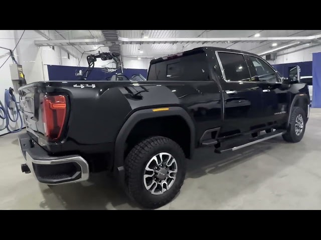 2023 GMC Sierra 2500HD SLT in Cars & Trucks in Lloydminster