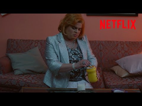 PAQUITA SALAS llega de la BODA de BELÉN ESTEBAN | Netflix España