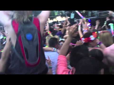 EDC NYC 2013 - Day 2 Calvin Harris