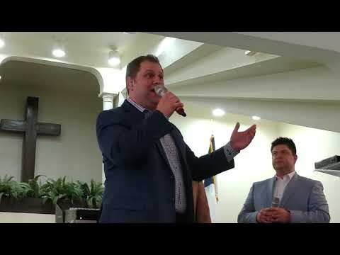 The LeFevre singing Old Rugged Cross