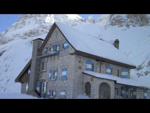 Valbruna 2010 "Wine and Dine Tour with a Skiing Problem"  Part 2.mov
