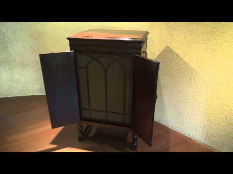 Erica Morini plays Bach : Arioso on HMV #202 gramophone