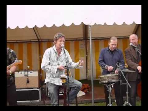 Bas Kleine & his Harmaniacs @ 2011 Kwadendamme Blues Festival