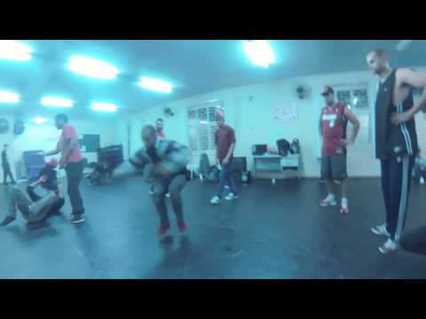 Flying Boys - Bboy Dan