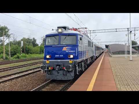 „Pociągi na stacji Częstochowa Stradom 🚆 | IC, TLK i Koleje Śląskie”