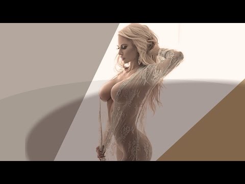 Mario Joy  - Gold Digger (Paw Jar Remix) / sexy girl on the beach dancing