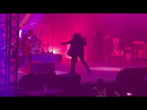 Taxi - Meu Manequim (com Vitoria Vermelho/Francisca Oliveira)