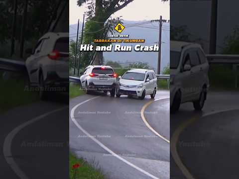 Detik-detik Supir Toyota Avanza melarikan diri setelah menabrak Toyota Rush | HIT AND RUN CRASH