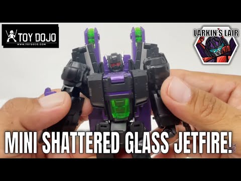 Figure Rundown: Iron Factory IF-EX30D Darkness Cygnus, Larkin's Lair