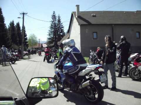 1 míľa Liptova 2012 -odchod Ondrašová.avi