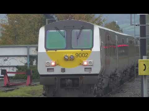 Irish Rail 201 Class Loco 233 + Enterprise Train 9002 - Dundalk (20/10/18)