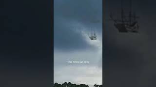 Download lagu 🔴DETIKDETIK KEMUNCULAN KAPAL BAJAK LAUT DI LANGIT ‼️😱😁🤣 mp3