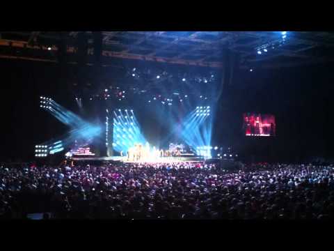 Речь Мадонны на концерте в Москве 07.08.2012 в поддержку арестованных участниц панк-группы Pussy Riot