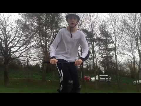 A DAY AT NORMANSTON SKATEPARK