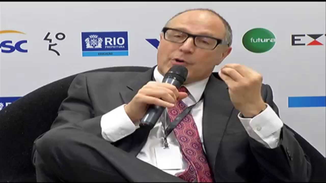 Entrevista com o filósofo e professor francês Pierre Lévy - Jornal Futura - Canal Futura