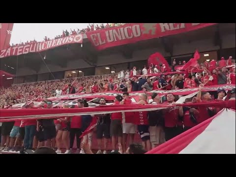 "Yo soy del rojo y lo sigo siempre a todos lados" Barra: La Barra del Rojo &bull; Club: Independiente