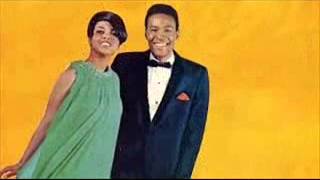Marvin Gaye & Tammi Terrell:-'Give A Little Love'