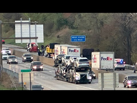 Box truck hits, kills 3 construction workers on I-83