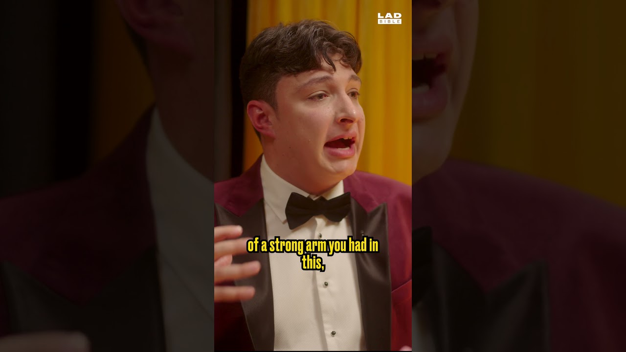 Jason Bateman Gives Snack Award to British Licorice All Sorts