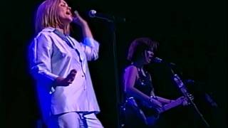 Go-Go&#39;s - Lust to Love (Live &#39;99)