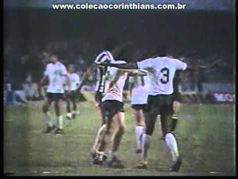 Corinthians 0 x 0 Santos - 31 / 07 / 1983 ( "Briga" entre Mauro e Serginho )