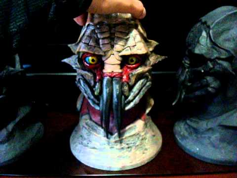 Custom District 9 Prawn Bust Christopher Johnson Alien ContradictionWear.com