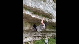 Video thumbnail of Undertow, 8b. Peak District