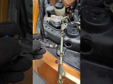 Installing the injectors in the fuel rail!