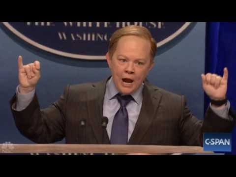 Sean Spicer Returns and so Does Melissa McCarthy Ahead of SNL news share