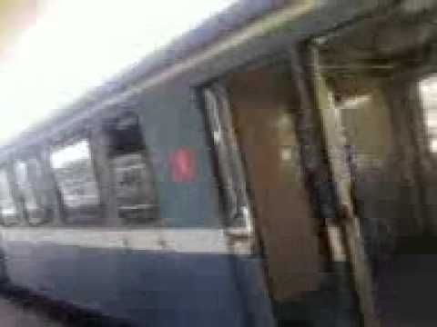 trem snft de bonlieux sud à la gare de tunis .mp4