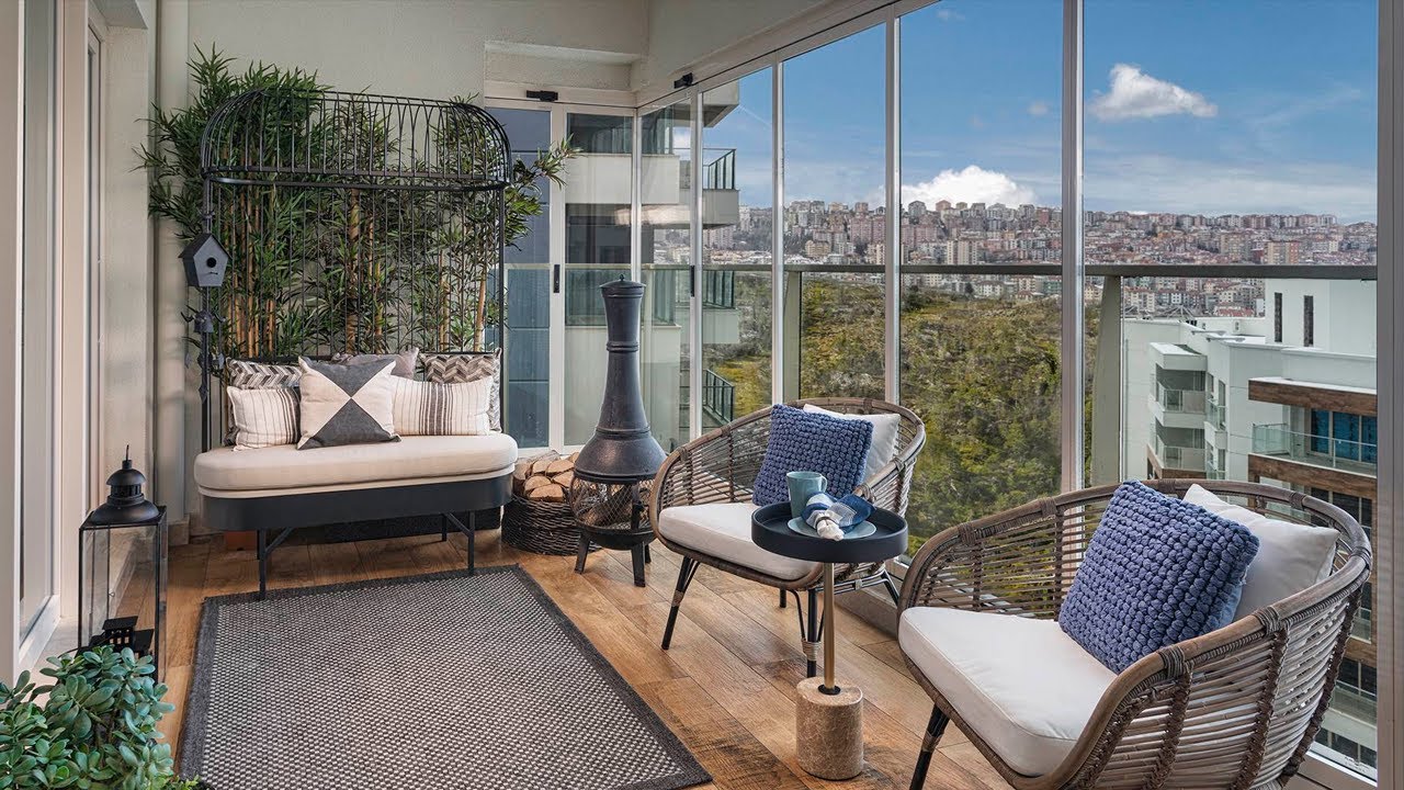 Albert Genau Cam Balkon