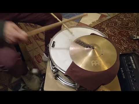 Aphex Twin - minipops 67 (snare+splash+box)