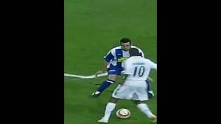 Download lagu Brazil Legend Robinho stepover Skill #footballshorts#brazilfootballplayers mp3 Download lagu Brazil Legend Robinho stepover Skill #footballshorts#brazilfootballplayers mp3