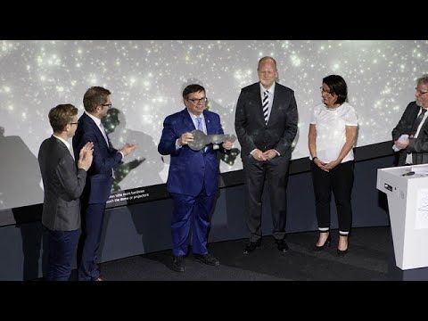 The opening of the ESO Supernova compilation