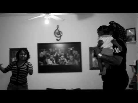 Larcen feat Aja Lorraine - Money