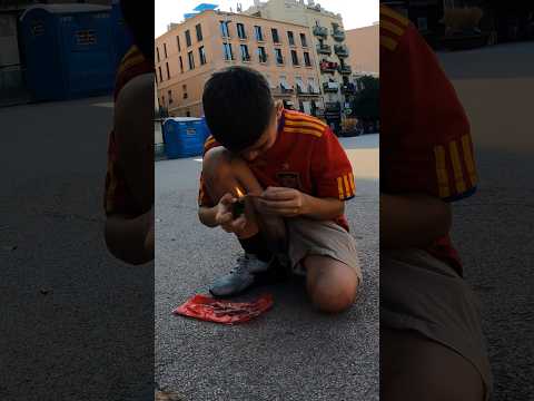 SPANISH FIREWORKS IN BARCELONA WITH THE GANG #travel #barcelonaspain #spain #fireworks