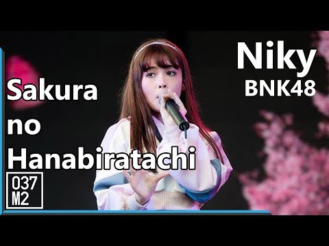 190303 BNK48 Niky - Sakura no Hanabiratachi @ Cancel Cancer Festival 2019 [Fancam 4k 60p]
