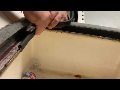 How To Replace Weatherstripping Rubber Seal On A Bass Boat/ bass boat restoration