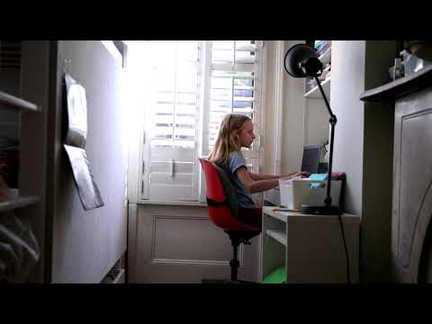 波士頓公立學校轉向遠程學習 (Boston public schools shift to remote learning)