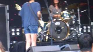 Warpaint Composure + Undertow (Live @ Laneway singapore)