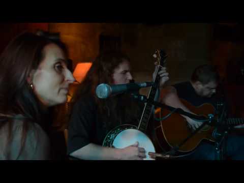 The Happy Cats Travelling Sesssions - Doesn't Come Any Better