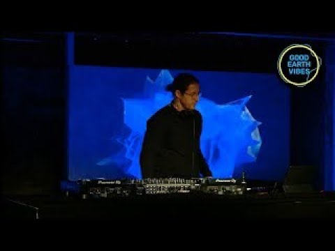 Good Earth Vibes Toby O Rink