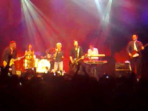 Roxette is back! Per Gessle & Marie Frederiksson performing @ Melkweg Amsterdam  part 2