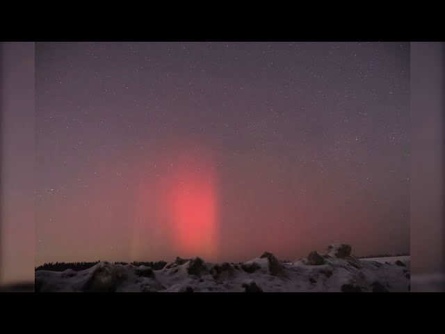 Все небо расцвело красками