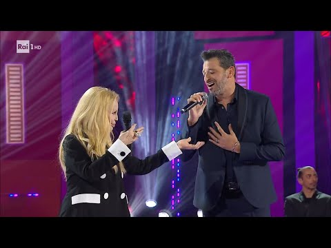 Pago con Patty Pravo cantano "E dimmi che non vuoi morire" - Ora o mai più 18/01/2025