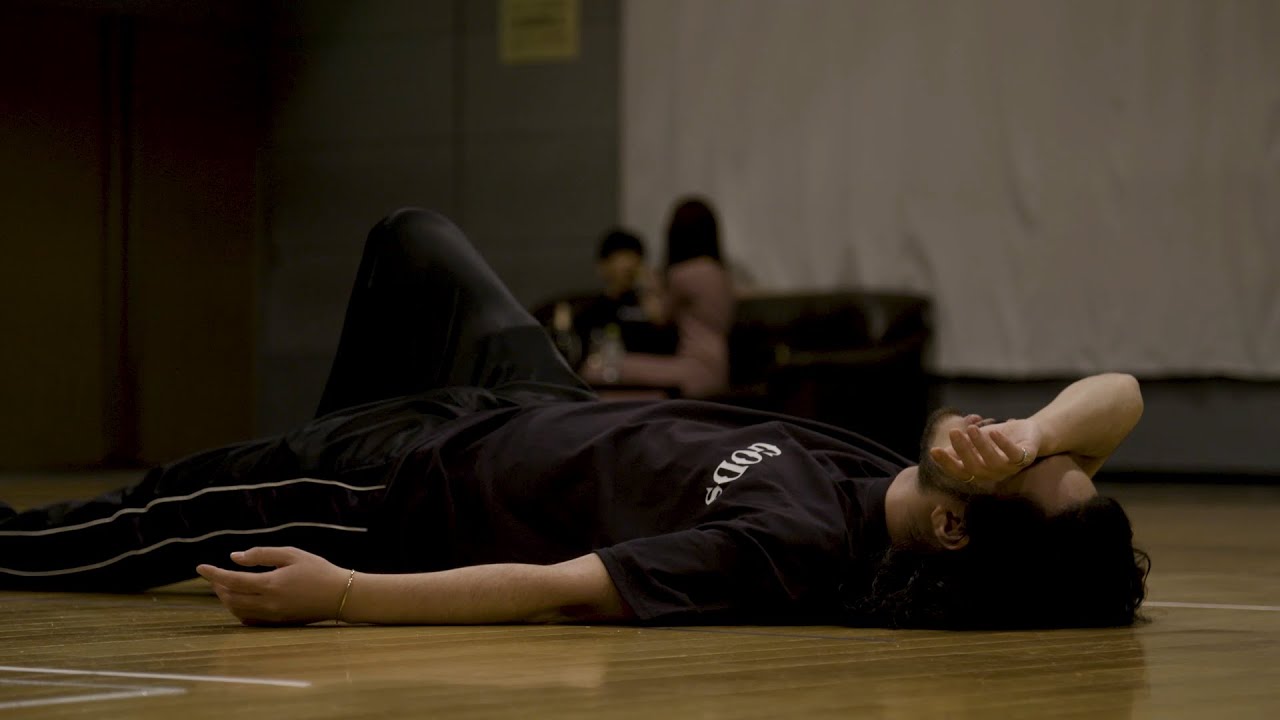 【MV】Creepy Nuts - 板の上の魔物