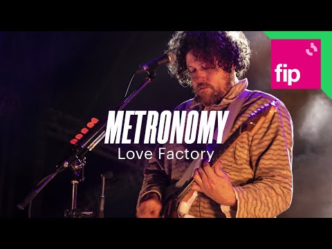 Metronomy "Love Factory" aux Arènes de Lutèce