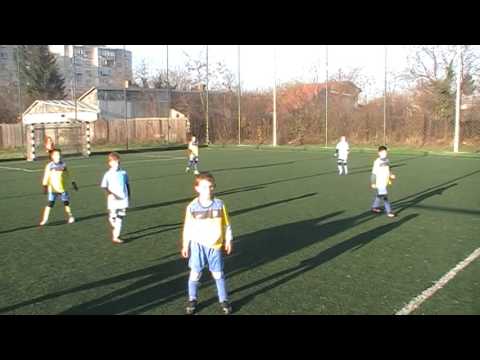 Petrolul 95 V – Petrolul 95 IV 2 - 0 ( 2 - 0 ) repriza I